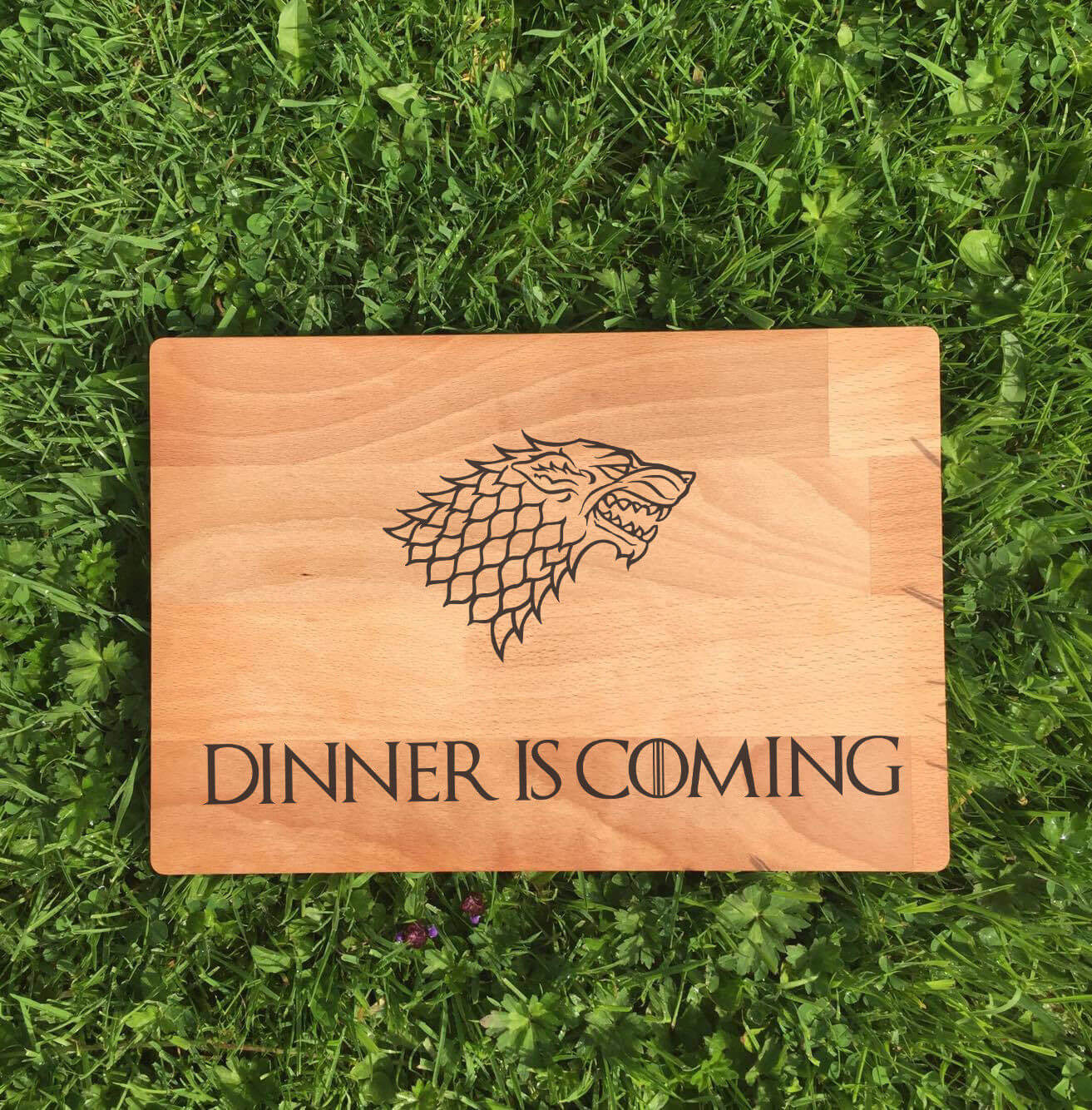 game of thrones cutting board - dinner is coming